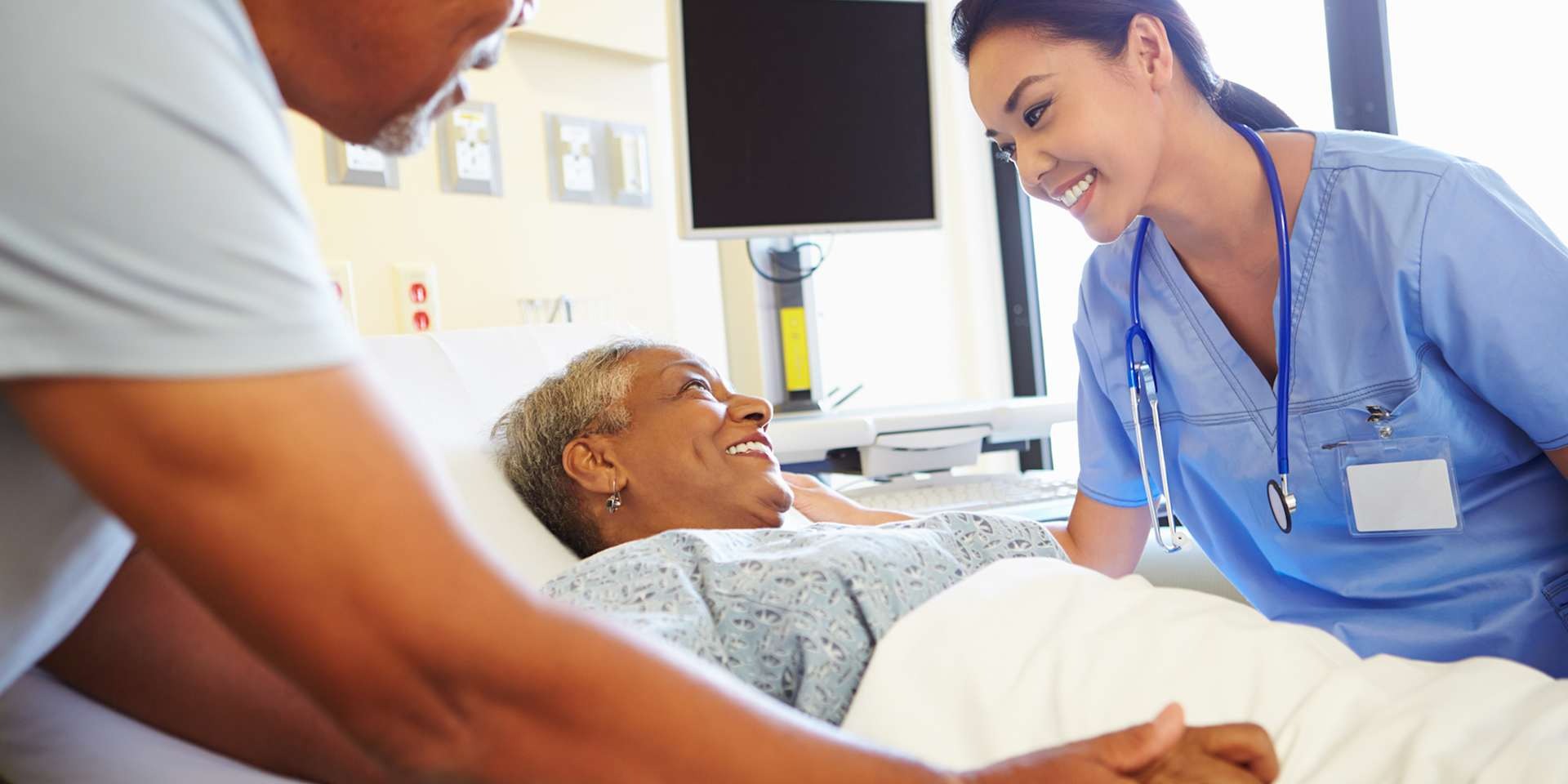 Patient talking with nurse